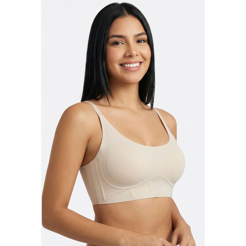 Top con tecnología corte láser confeccionado en microfibra