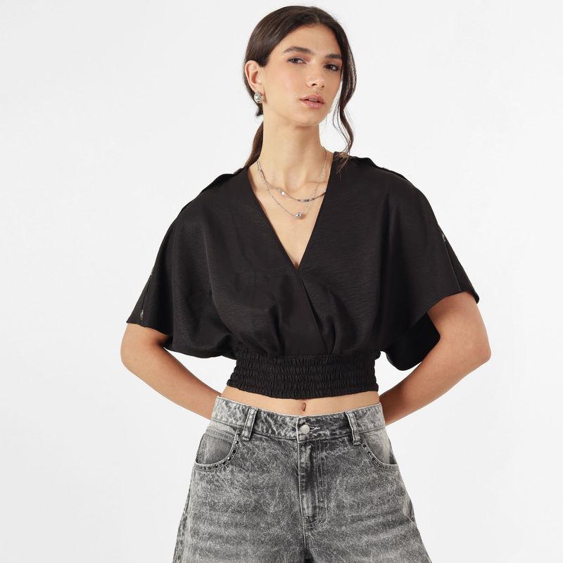 Blusa cuello v manga corta
