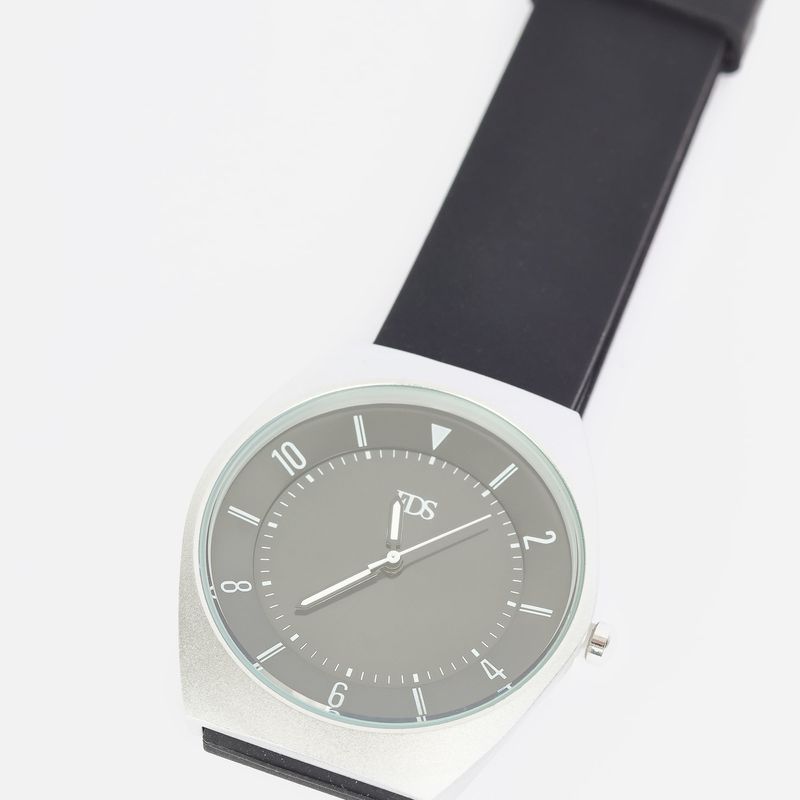 Reloj Analogo Negro