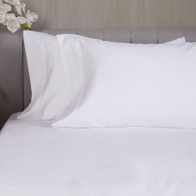 Set x 2 Fundas Hotel Experience 300 Hilos Sateen Plain Blanco 48 x 75 cm